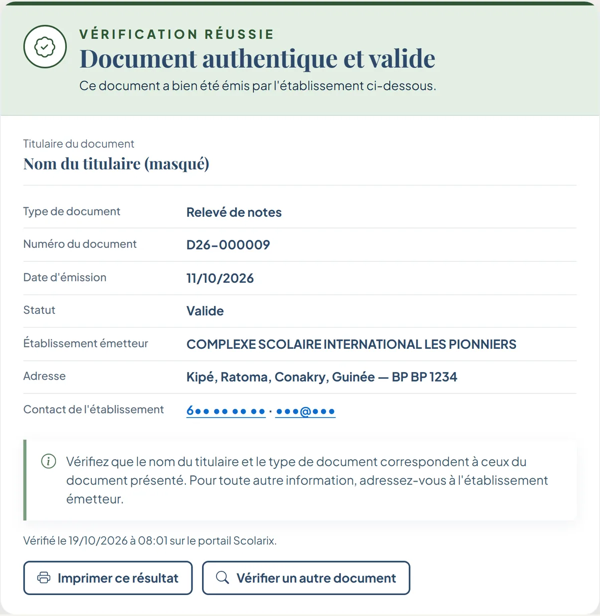 Page publique de vérification d'un relevé de notes : document authentique et valide, avec le titulaire (masqué ici), le numéro du document, la date d'émission, le statut et l'établissement émetteur.